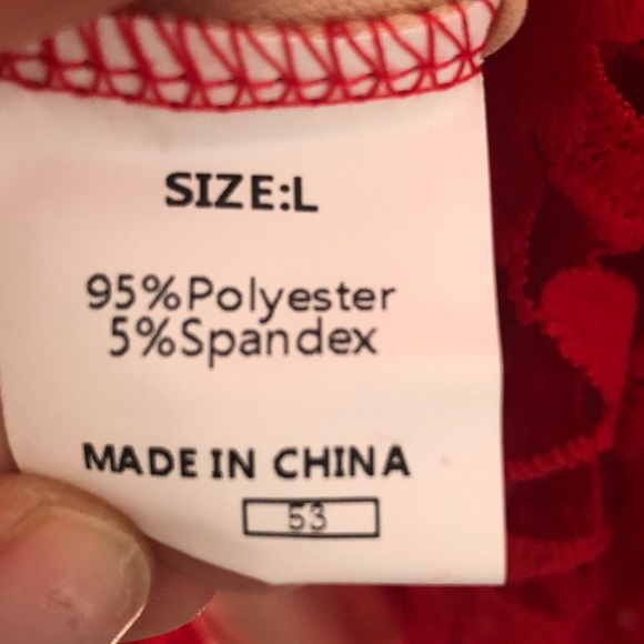 Red Lace midi dress - Picture 6 of 7